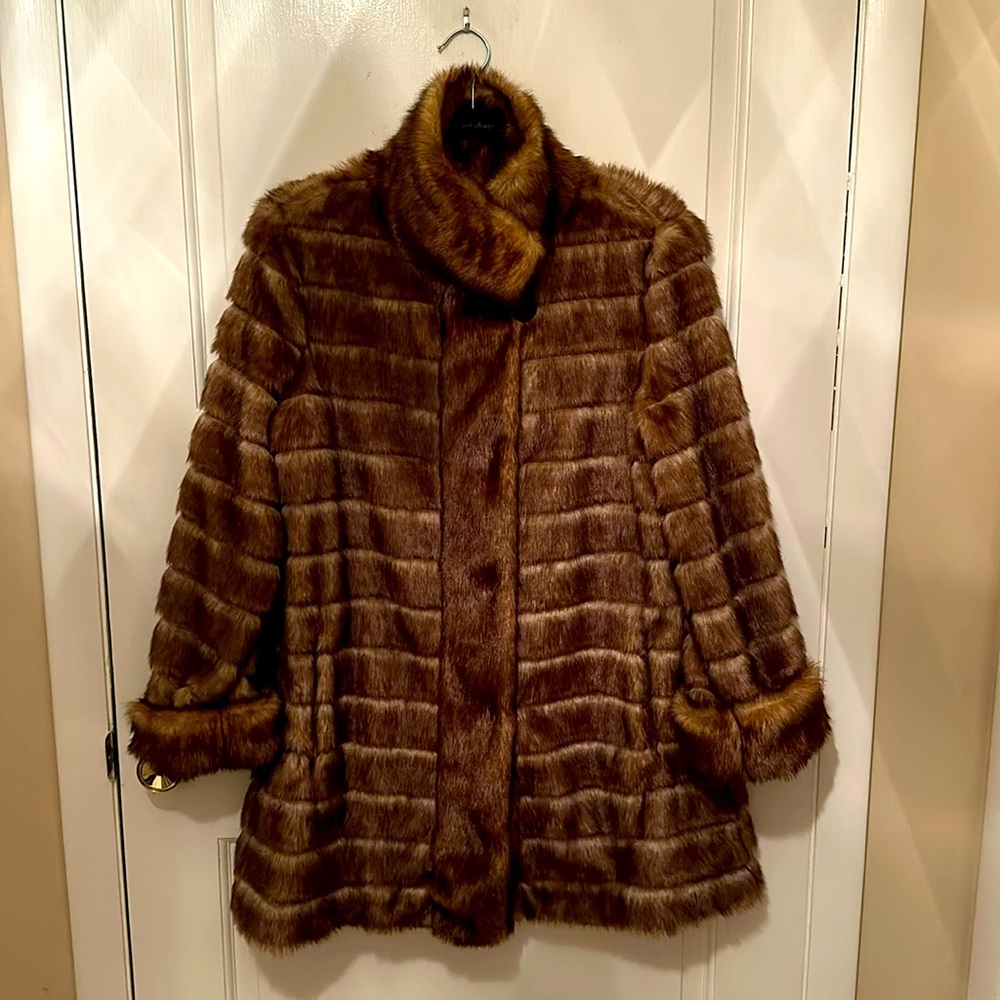 Dennis Basso women’s faux fur coat, size S
